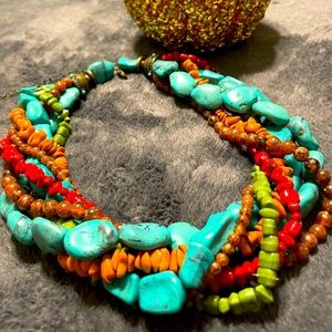 Stunning layered necklace with 5 stone shapes!!